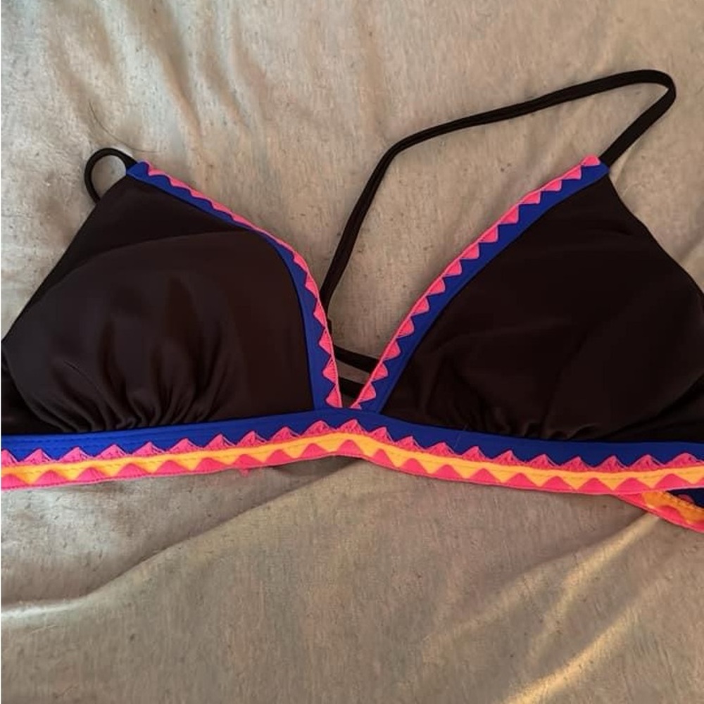 Bikini top